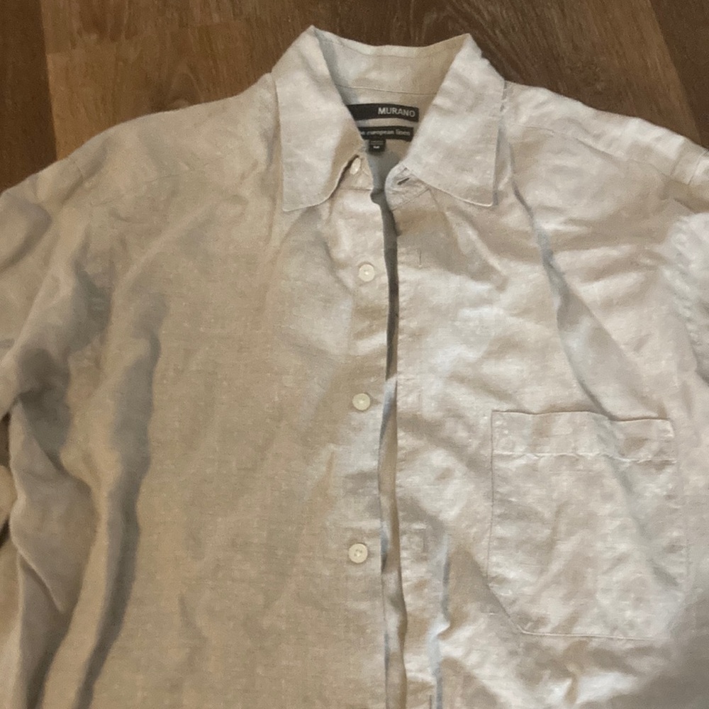 Men’s M linen button down shirt